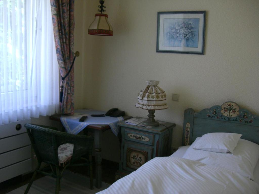 Hotel Haus Kirsch Grevenbroich Ruang foto