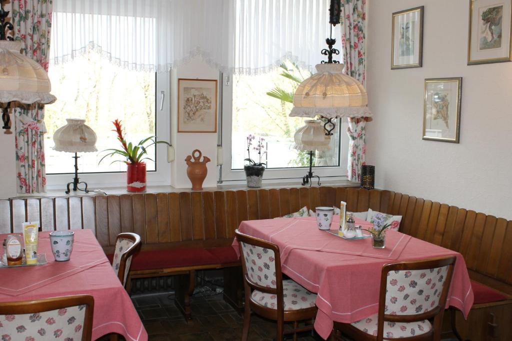 Hotel Haus Kirsch Grevenbroich Bagian luar foto
